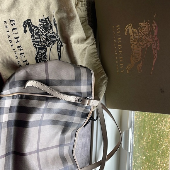 BURBERRY *Rare* Smoked Check Canterbury Tote Handbag - Picture 3 of 10